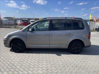 Volkswagen Touran 1,9 TDi 77kw 6rychlostí K 2009