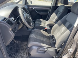 Volkswagen Touran 1,9 TDi 77kw 6rychlostí K 2009