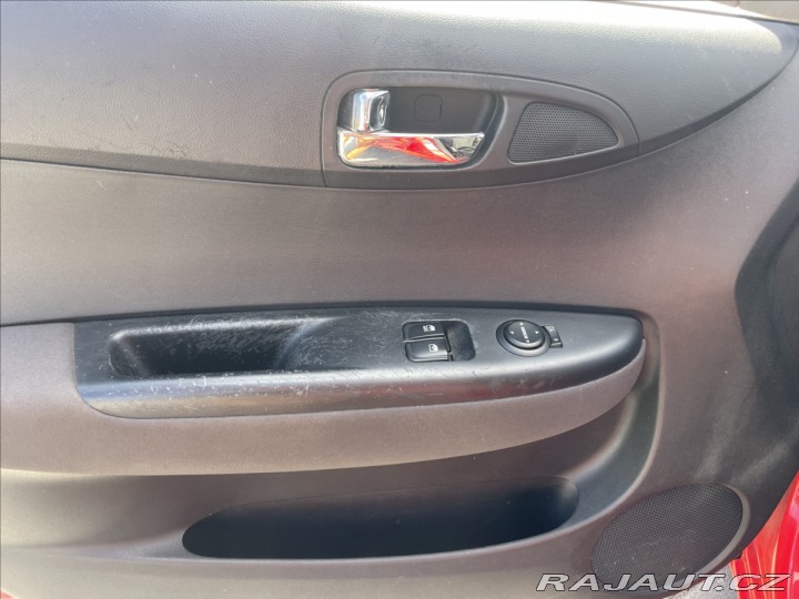Hyundai i20 1,4 i 73kw Automat, Klima 2011
