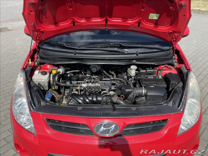 Hyundai i20 1,4 i 73kw Automat, Klima 2011