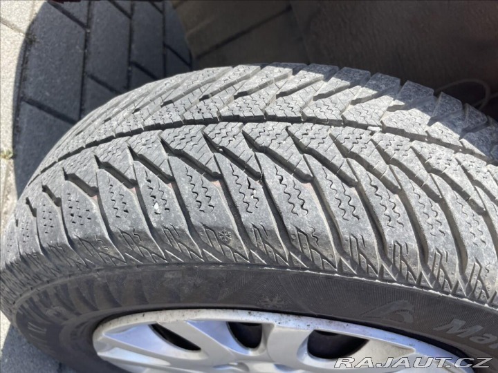 Hyundai i20 1,4 i 73kw Automat, Klima 2011