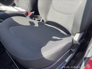 Hyundai i20 1,4 i 73kw Automat, Klima 2011