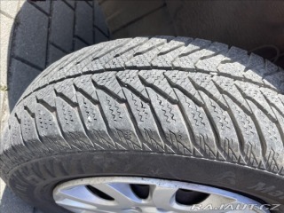 Hyundai i20 1,4 i 73kw Automat, Klima 2011