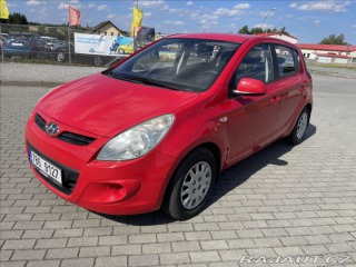Hyundai i20 1,4 i 73kw Automat, Klima 2011