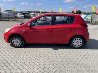 Hyundai i20 1,4 i 73kw Automat, Klima 2011