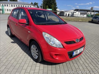 Hyundai i20 1,4 i 73kw Automat, Klima 2011