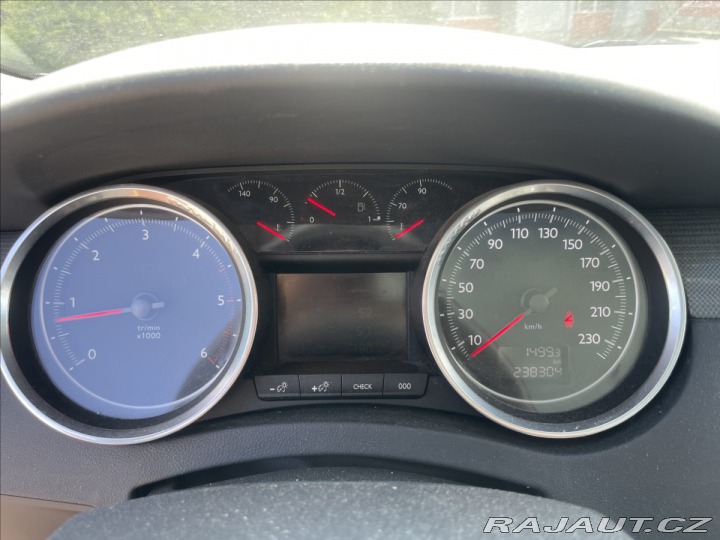 Peugeot 508 2,0 HDi 103kw SW Klimatro 2011