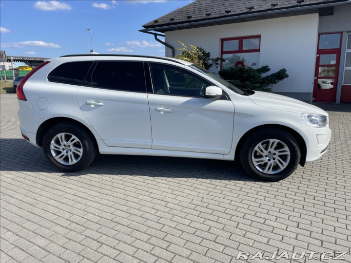 Volvo XC60 2,4 D4 Geartronic Kinetic 2015
