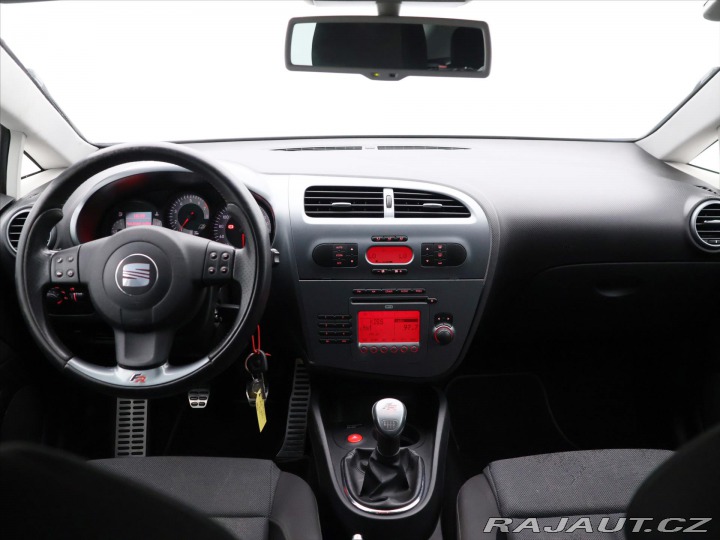 Seat Leon 2,0 TFSI 180kW FR 2009