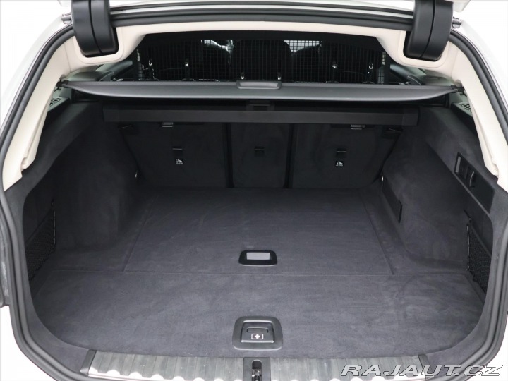 BMW 3 2,0 320d 140kW CZ DPH Tou 2022