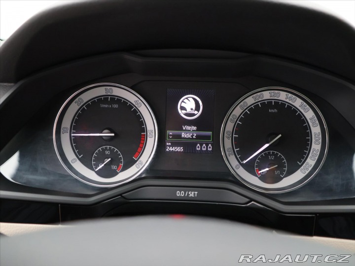 Škoda Superb 2,0 TDI 140kW DSG 4x4 CZ 2016