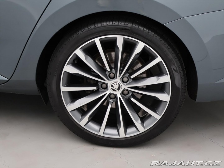 Škoda Superb 2,0 TDI 140kW DSG 4x4 CZ 2016