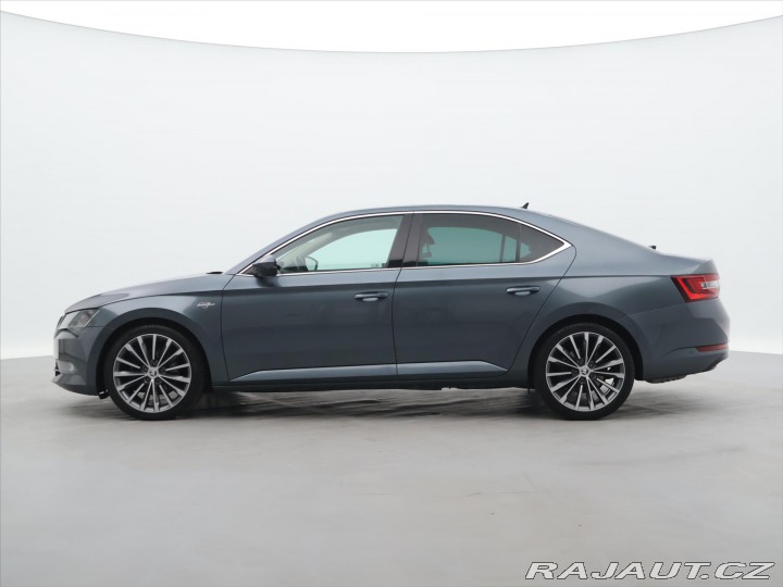 Škoda Superb 2,0 TDI 140kW DSG 4x4 CZ 2016
