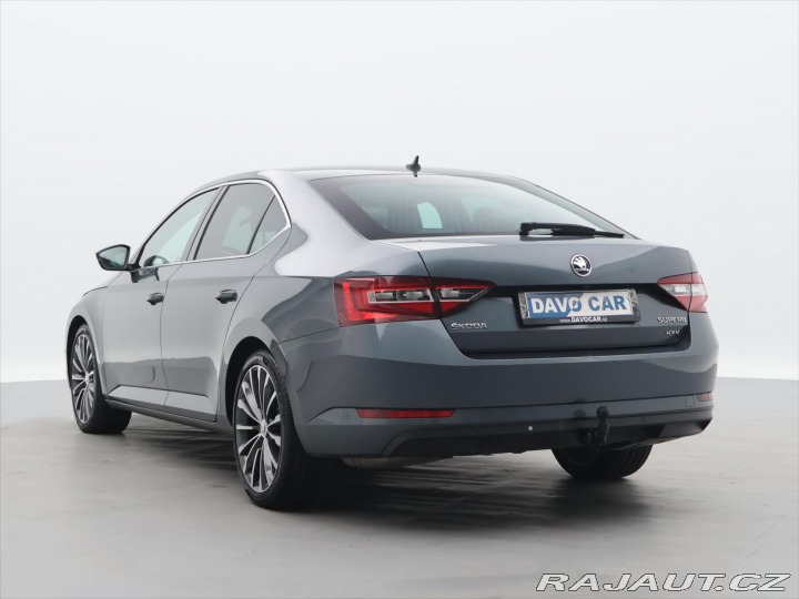 Škoda Superb 2,0 TDI 140kW DSG 4x4 CZ 2016