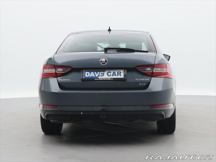 Škoda Superb 2,0 TDI 140kW DSG 4x4 CZ 2016