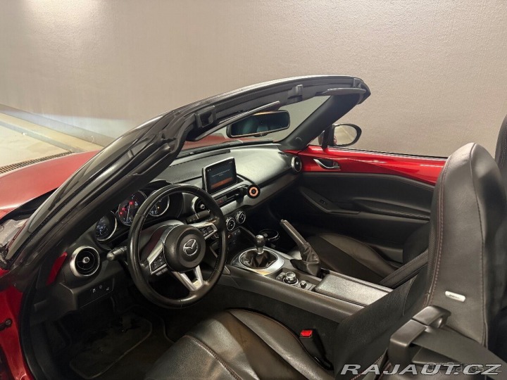 Mazda MX-5 1,5   BOSE Nová stk + kol 1800