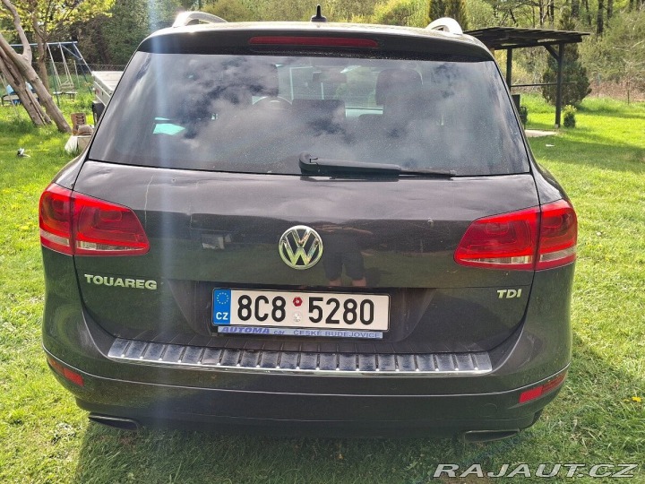 Volkswagen Touareg 4,2   Prodam 1800