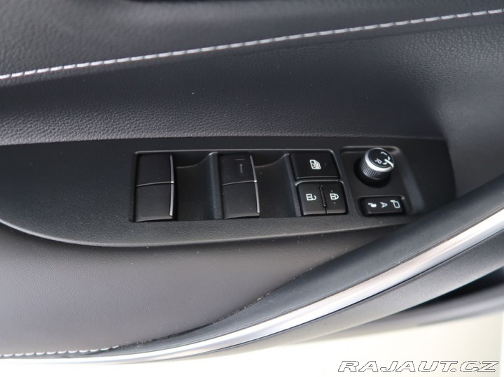 Toyota Corolla 1.8,Hybrid,e-CVT,Style,CZ 2023