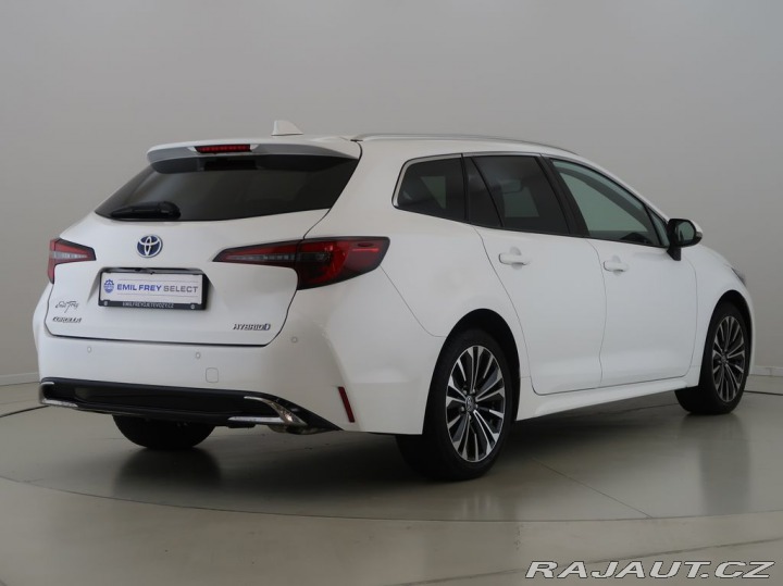 Toyota Corolla 1.8,Hybrid,e-CVT,Style,CZ 2023