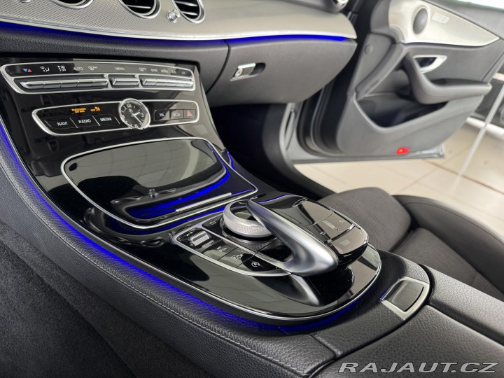 Mercedes-Benz E 220d 4Matic AMG*Kamera*Pa 2017