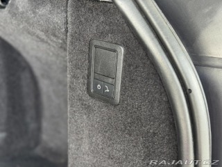 Land Rover Range Rover Sport 3,0SDV6 HSE*225kW*Webasto 2017