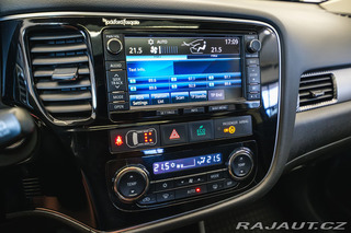 Mitsubishi Outlander 2.2DI-D 110kW AT 4X4 7.MÍ 2015