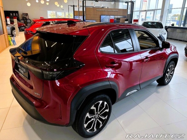 Toyota Yaris Cross 1,5 Style 130k 1800