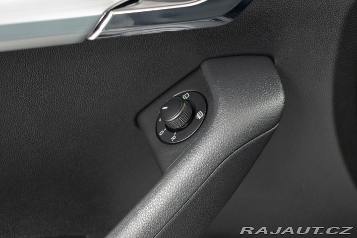 Škoda Octavia 1.6 TDI 85kW *MirrorLink* 2018