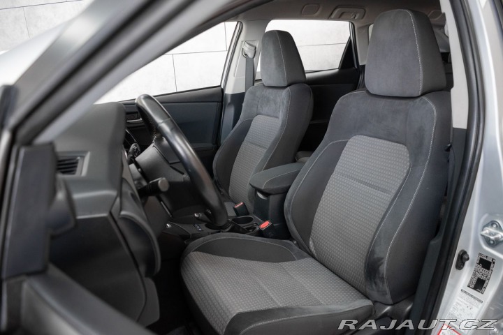 Toyota Auris 1.8 HYBRID*KAMERA*AUT. KL 2017