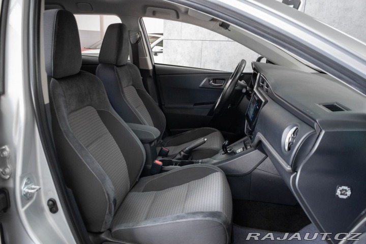Toyota Auris 1.8 HYBRID*KAMERA*AUT. KL 2017