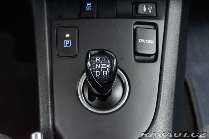 Toyota Auris 1.8 HYBRID*KAMERA*AUT. KL 2017