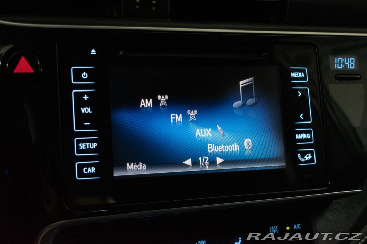 Toyota Auris 1.8 HYBRID*KAMERA*AUT. KL 2017