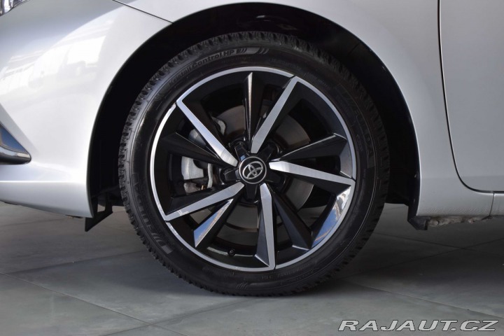 Toyota Auris 1.8 HYBRID*KAMERA*AUT. KL 2017
