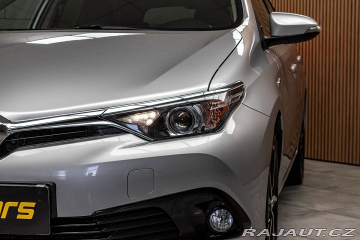 Toyota Auris 1.8 HYBRID*KAMERA*AUT. KL 2017