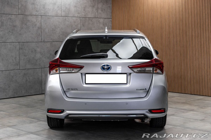 Toyota Auris 1.8 HYBRID*KAMERA*AUT. KL 2017