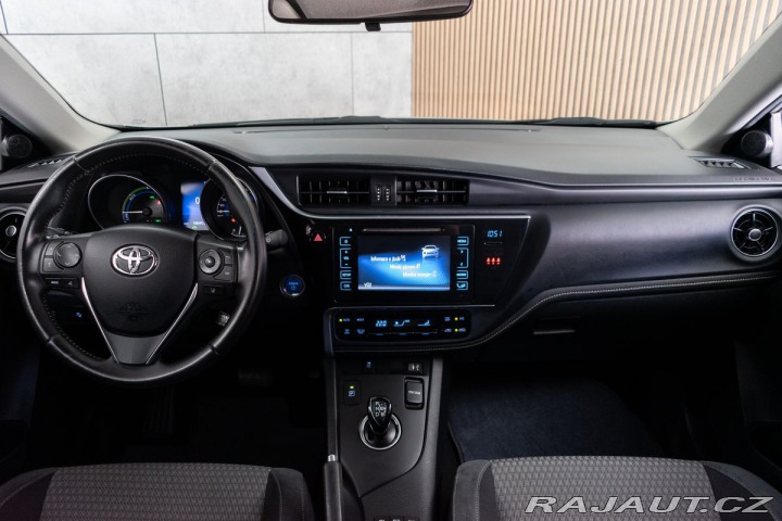 Toyota Auris 1.8 HYBRID*KAMERA*AUT. KL 2017
