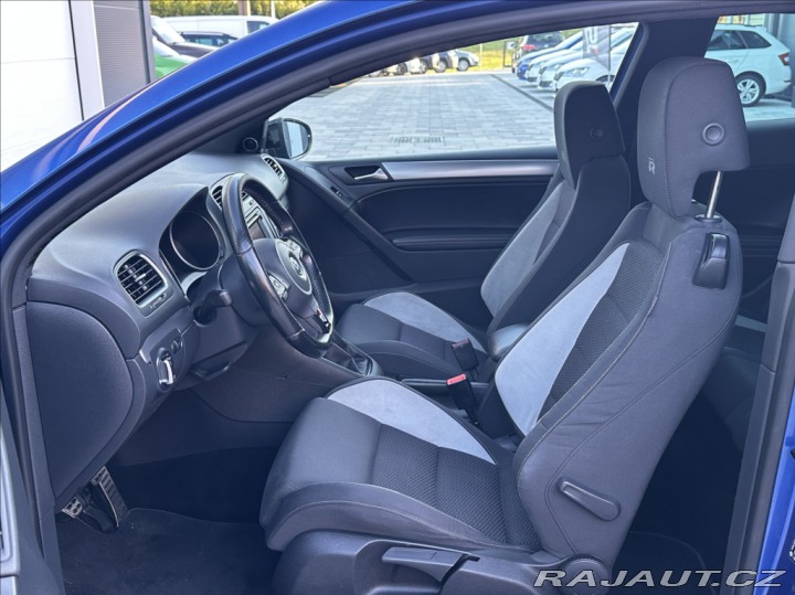 Volkswagen Golf 2,0 TSI 271PS R M/T 4x4 2010