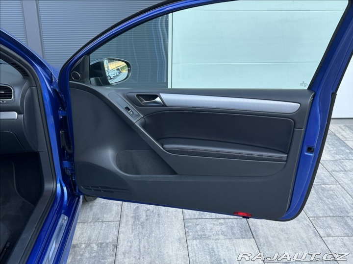 Volkswagen Golf 2,0 TSI 271PS R M/T 4x4 2010