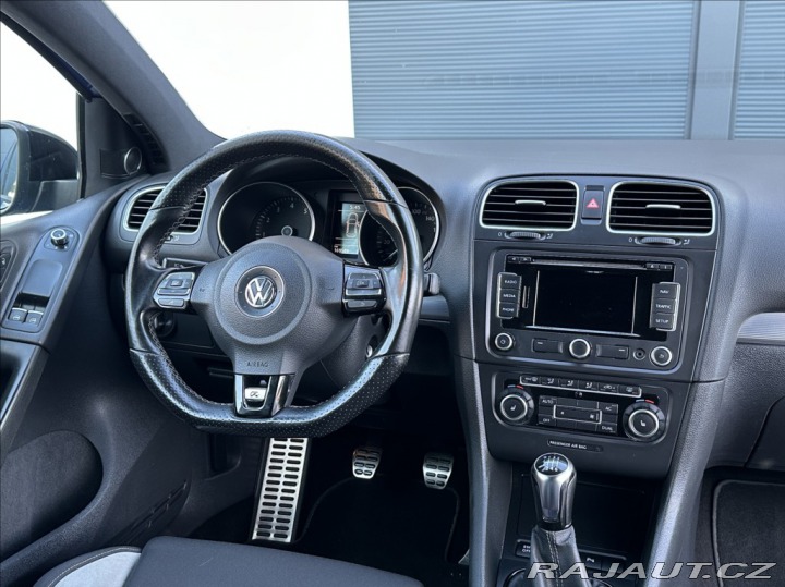 Volkswagen Golf 2,0 TSI 271PS R M/T 4x4 2010