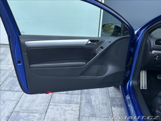 Volkswagen Golf 2,0 TSI 271PS R M/T 4x4 2010