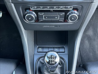 Volkswagen Golf 2,0 TSI 271PS R M/T 4x4 2010