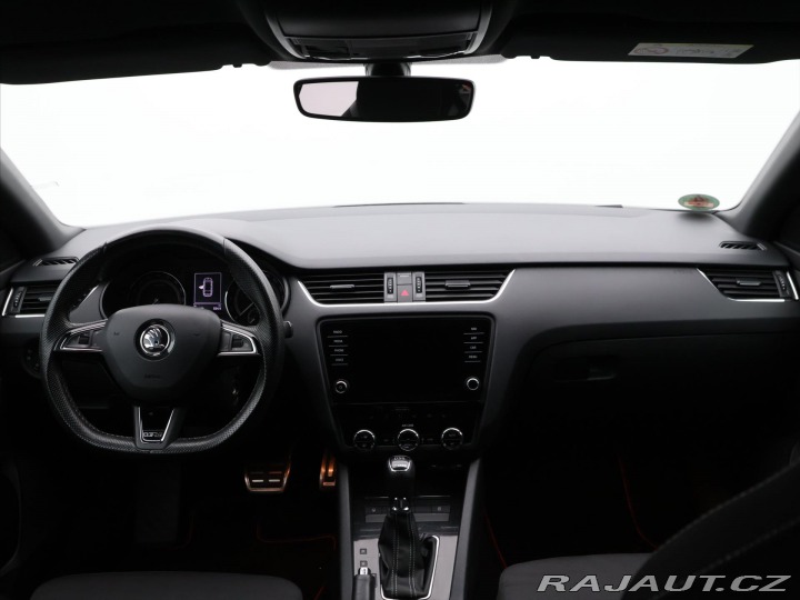 Škoda Octavia 2,0 TDI 135kW DSG LED 1.M 2017