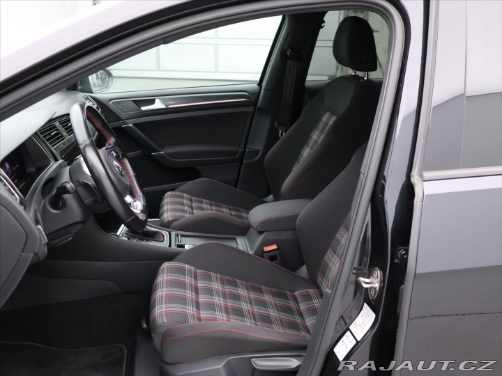 Volkswagen Golf 2,0 GTI 180kW DSG Perform 2018