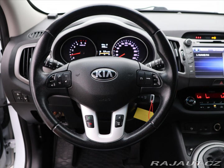 Kia Sportage 1,7 CRDi 85kW Fifa WorldC 2014