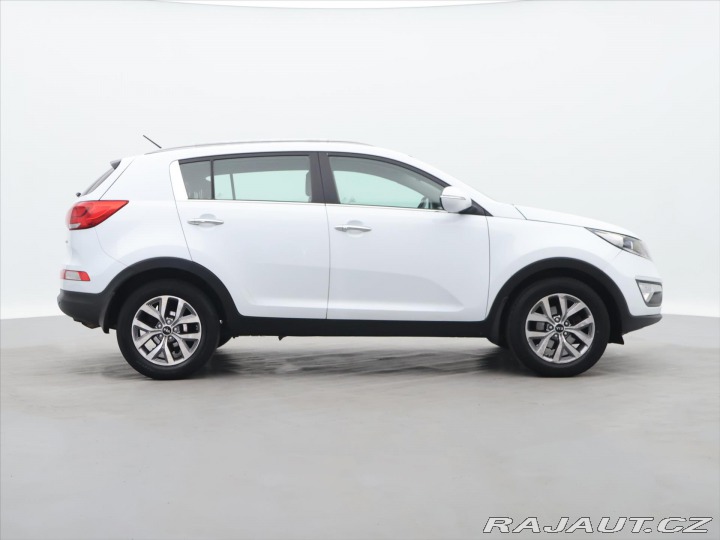 Kia Sportage 1,7 CRDi 85kW Fifa WorldC 2014