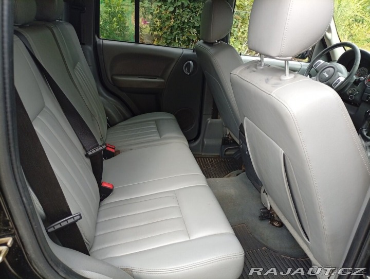 Jeep Cherokee 2,8 1800