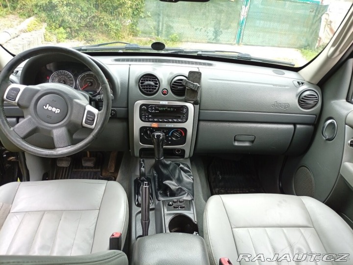 Jeep Cherokee 2,8 1800