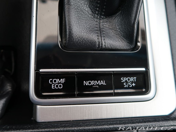 Toyota Land Cruiser 2.8,D-4D,130kW,Executive, 2019