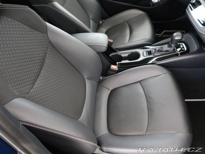 Toyota Corolla 1.8,Hybrid,Executive,CZ,1 2024