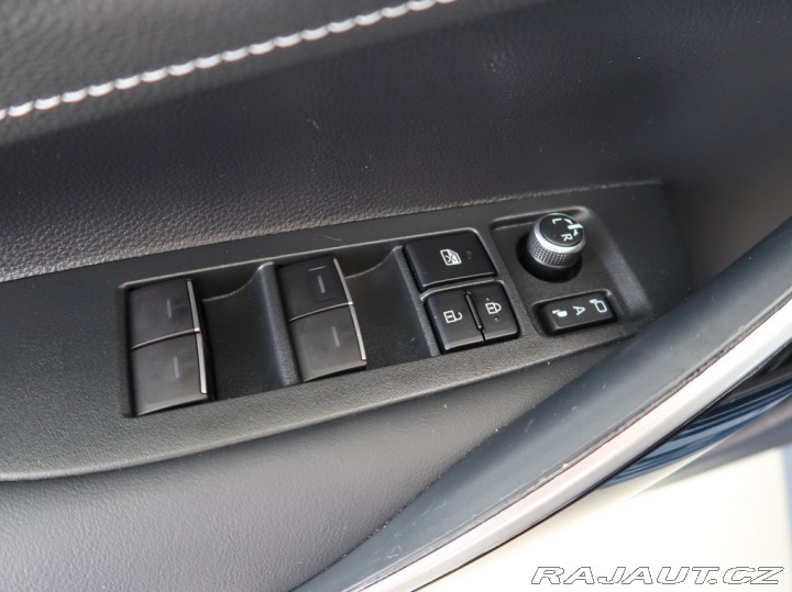 Toyota Corolla 1.8,Hybrid,Executive,CZ,1 2024